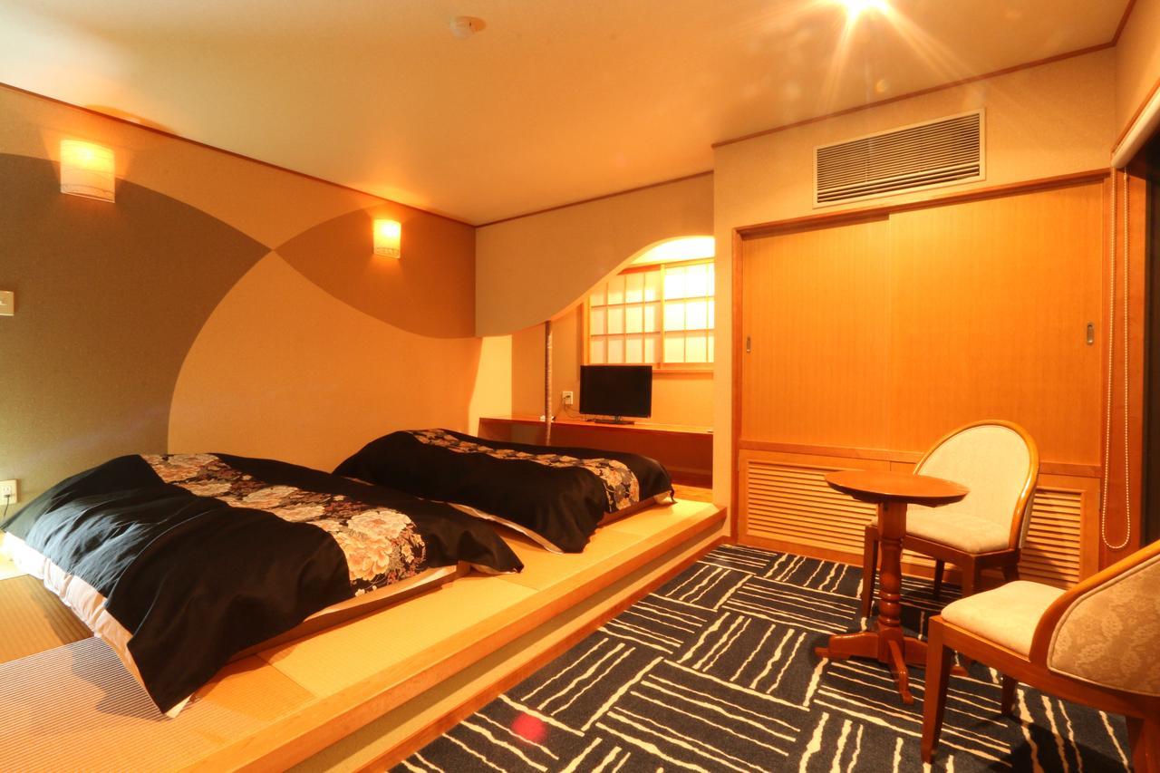 Ohbu Hotell Ito  Exteriör bild